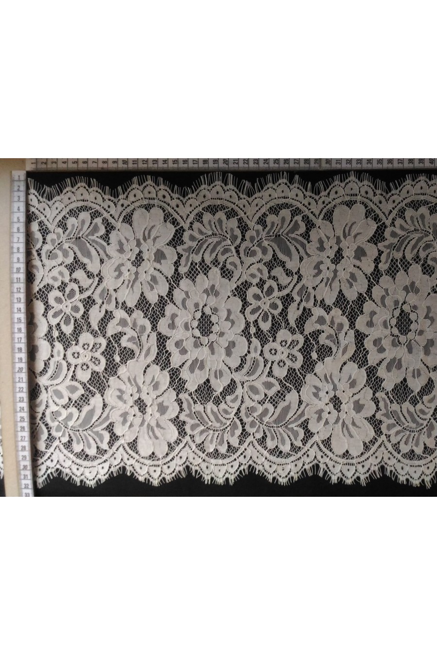 Kordlu ve Düz Sakallı Dantel Bant, Ham Yapıda, İthal