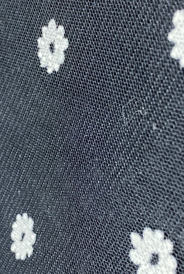 Siyah Zemin Beyaz Flok Baskı Tül