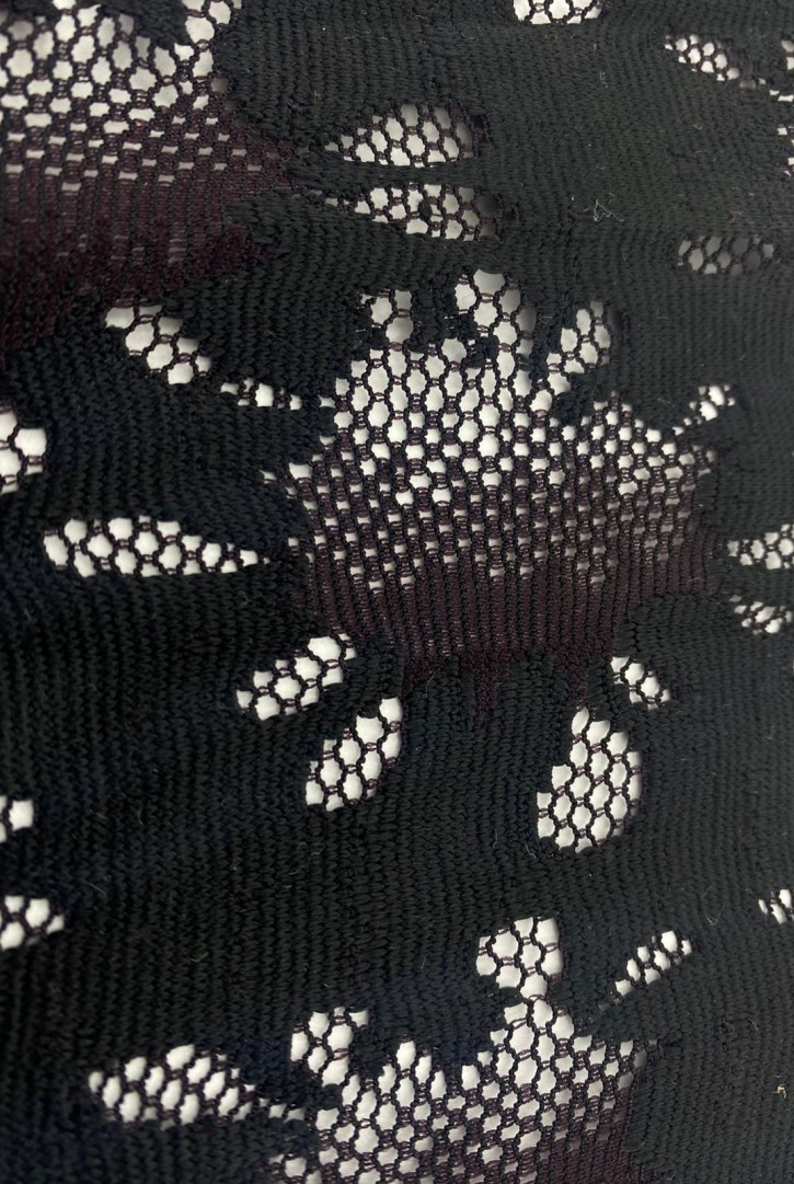 Kırmızı Naylon ve Polyester Dantel, 150 cm