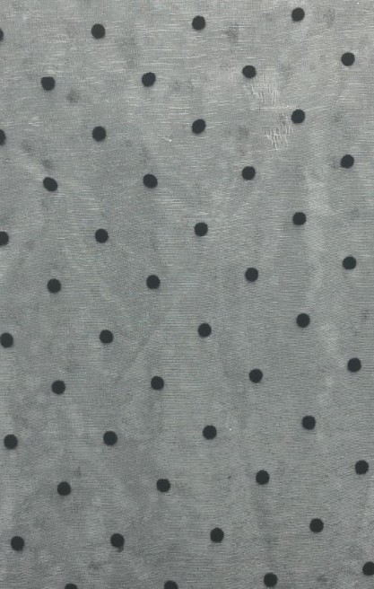 Siyah-Beyaz Flok Baskılı Organze Kumaş