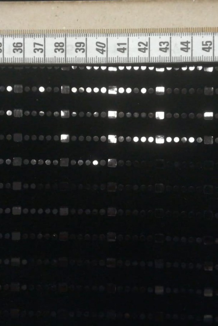 Aynalı Siyah Kadife Kumaş, 135 cm