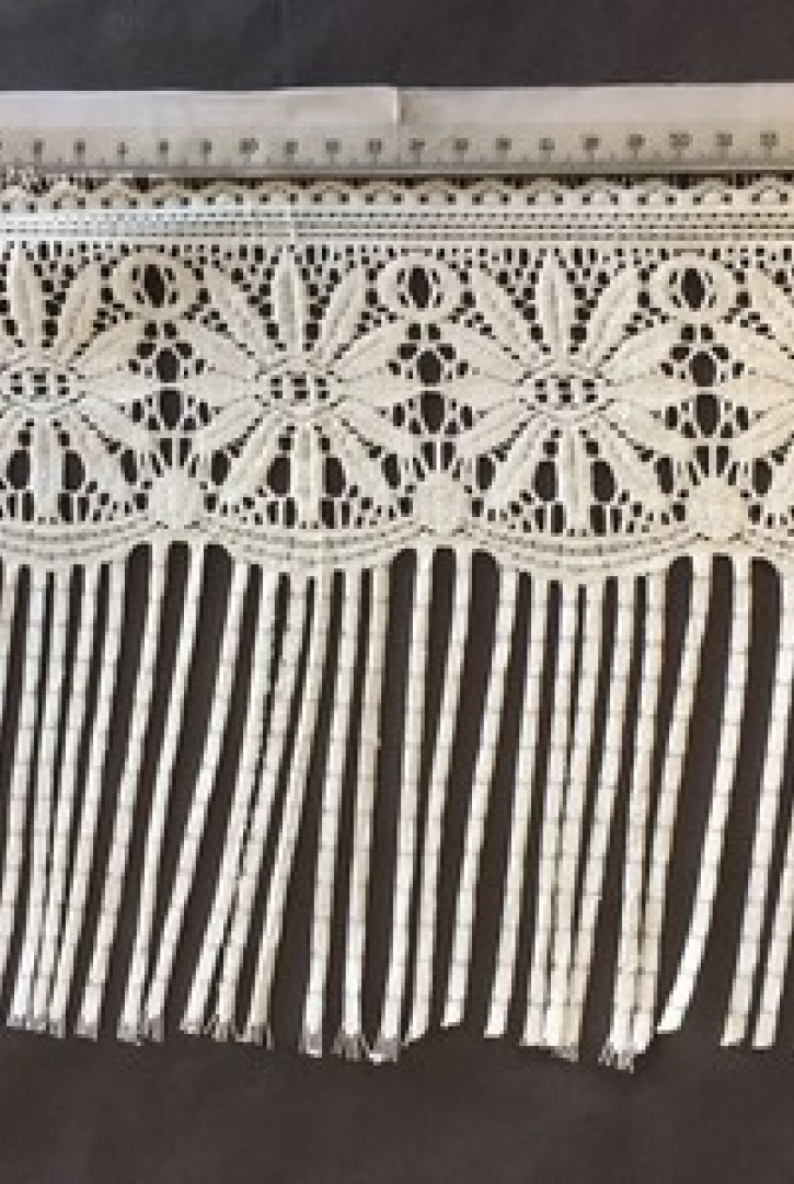 Güpürümsü Yapıda Yerli Brode Bant