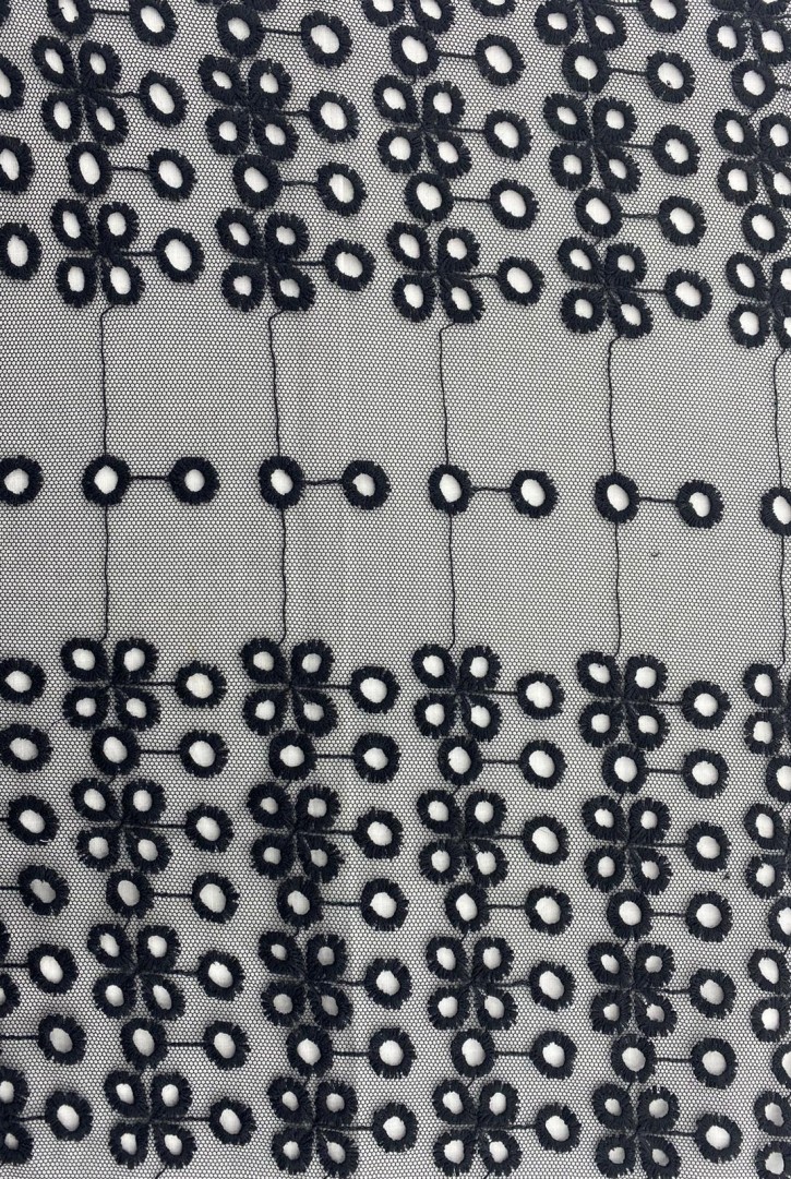 Siyah Tül Üzeri Brode, 150 cm