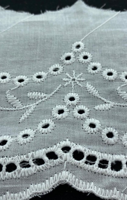 10,5 cm Kasar İşlemli Mat Polyester Vual Brode Bant