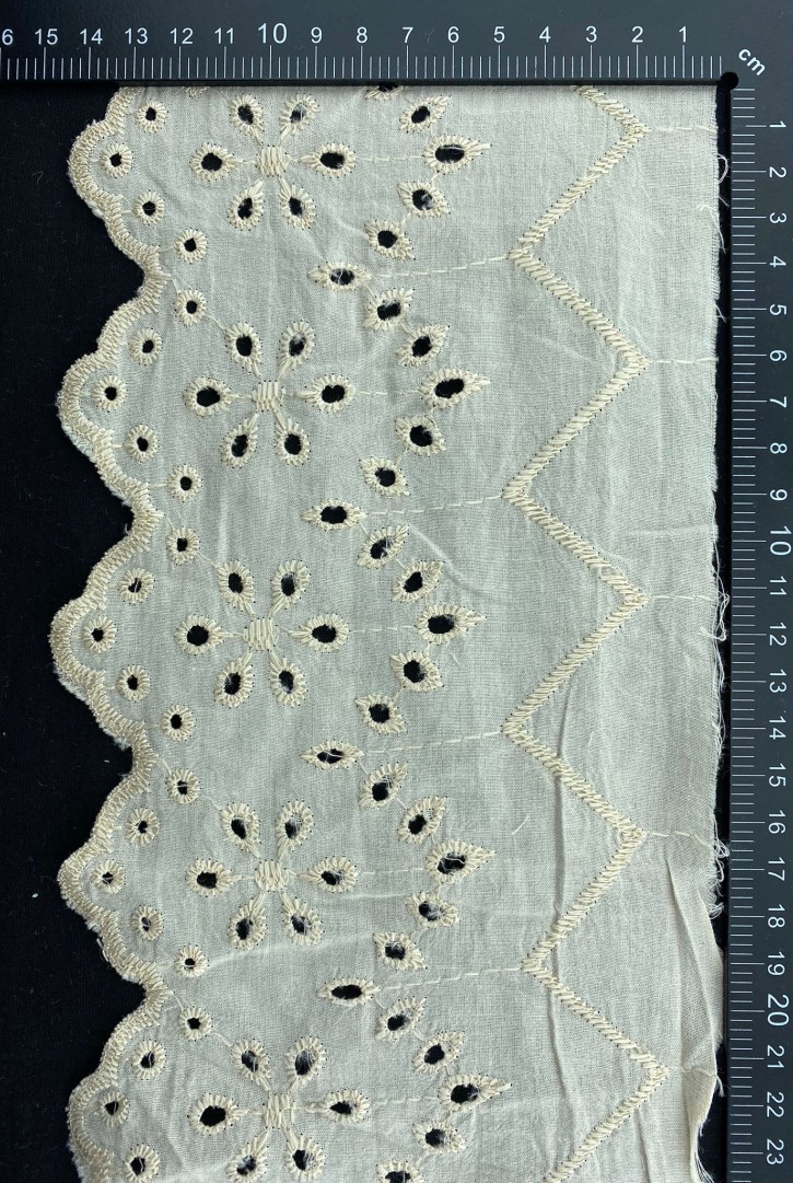 Bej Renk Pamuk Polyester Vual Brode Bant, 14 cm