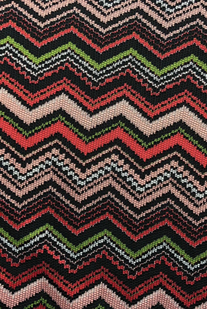 Kırmızı Nakışlı Yerli Dantel