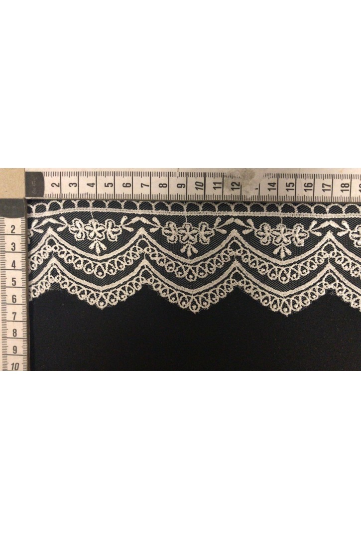 Pudra Tül Üzeri Brode Bant, Yerli