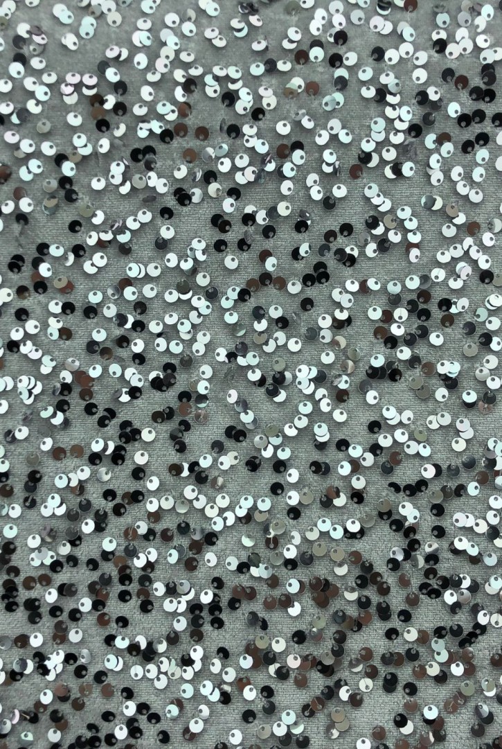 9173 KADİFE PULLU KUMAŞ/İTHAL/LEZ/DAĞINIK PULLU/GRİ ZEMİN/GÜMÜŞ PULLU/130 CM