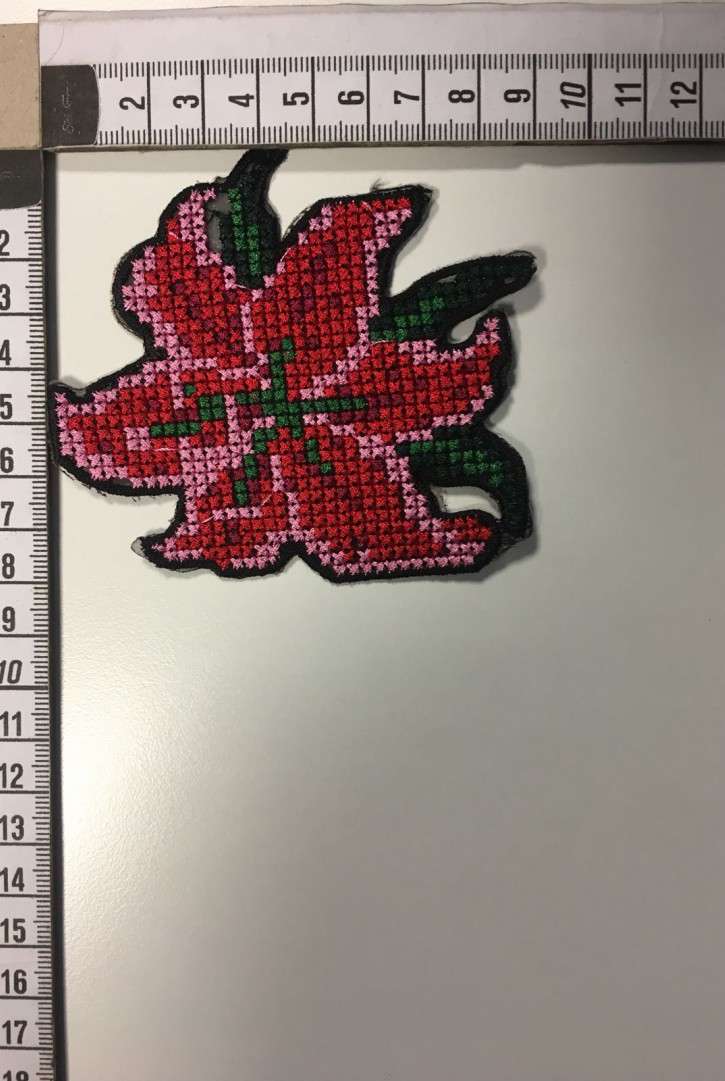 İthal Kırmızı Etamin Aplik Nakış