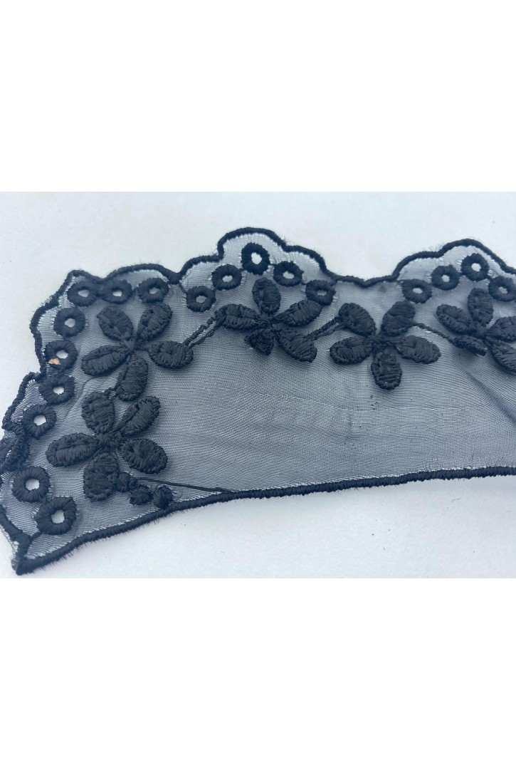 Siyah Organze Üzeri Brode Bant Yaka