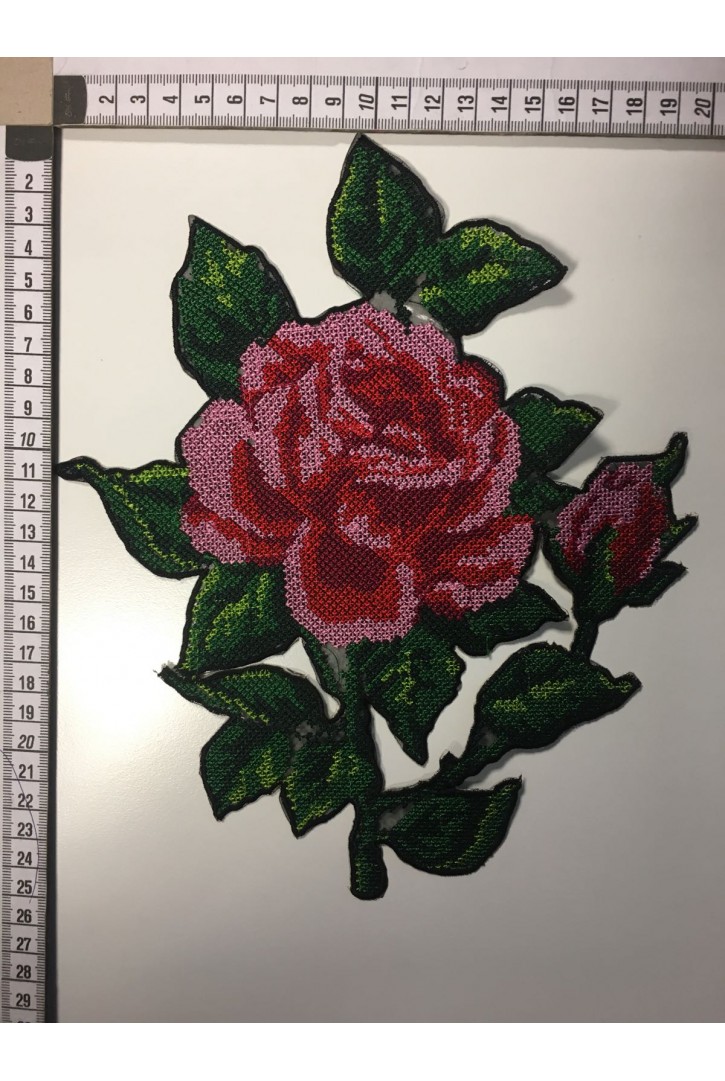 Kırmızı-Pembe-Yeşil Etamin Polyester Aplik Nakış