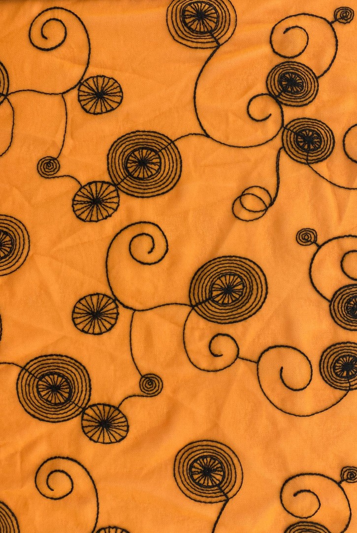 Turuncu Zemin Siyah İpli Şifon Brode