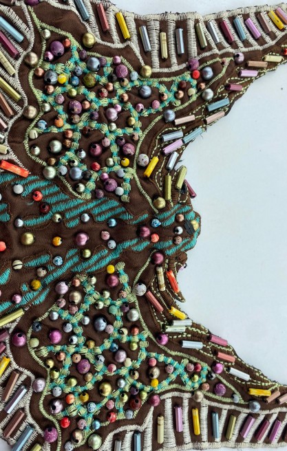 Bonçuklu İthal Yaka 25 cm