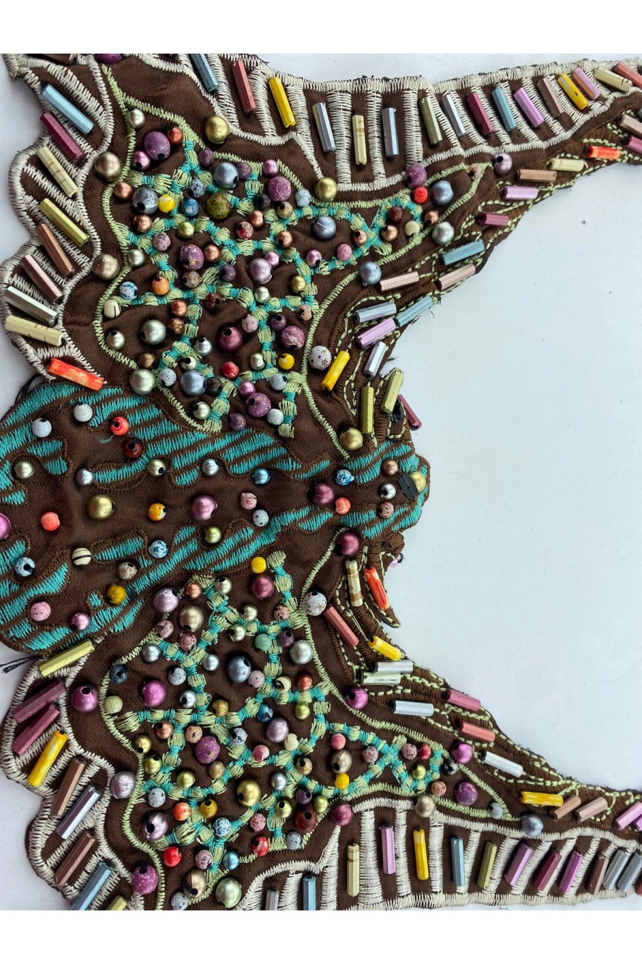 2442-ADET Bonçuklu İthal Yaka 25 cm