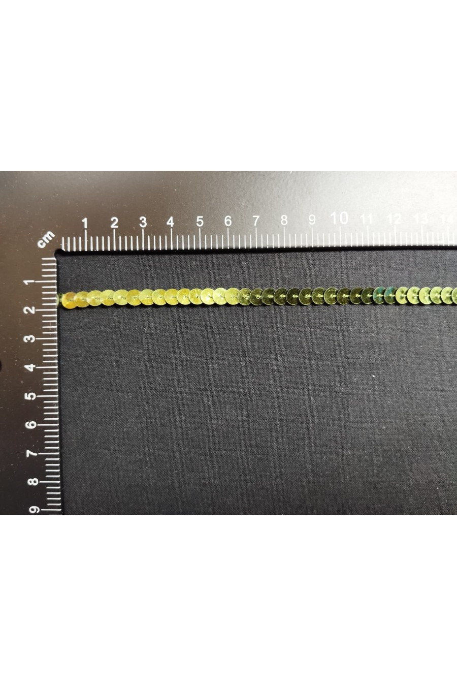 Yeşil Pullu Zincir Şerit