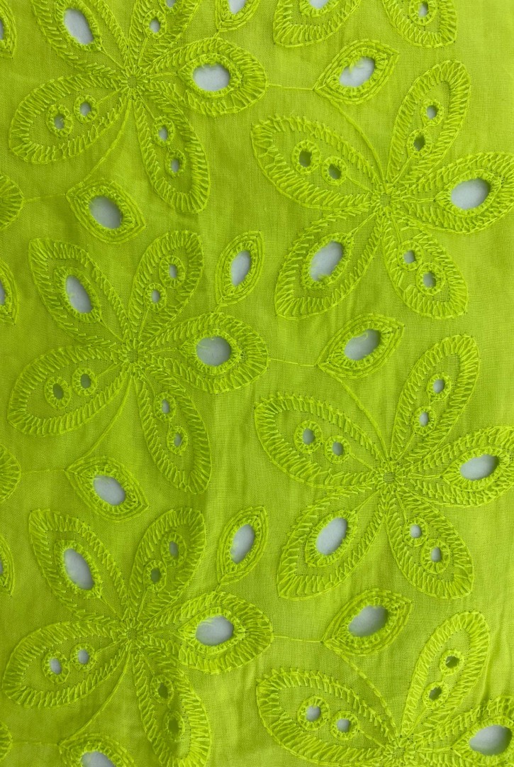 Yeşil Bohrerli Pamuk Polyester Vual Brode - 130 cm