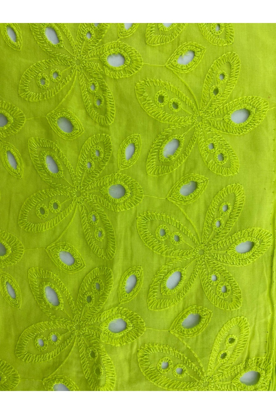Yeşil Bohrerli Pamuk Polyester Vual Brode - 130 cm