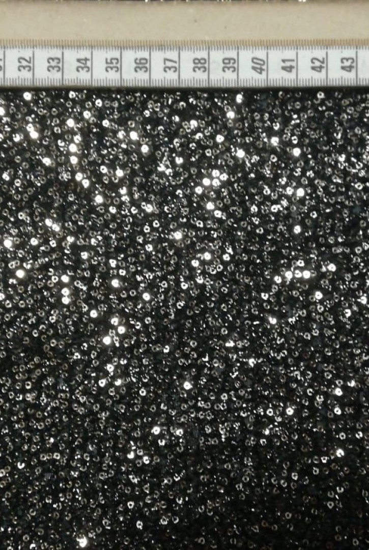 10688 PULLU KUMAŞ/YERLİ/LEZ/POLYESTER/SAKALLI/SİYAH-LIGHT GOLD/130 CM