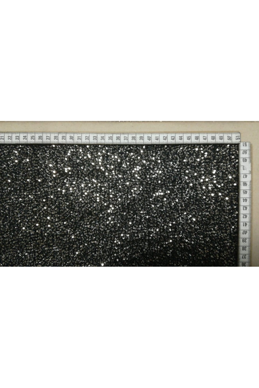 10688 PULLU KUMAŞ/YERLİ/LEZ/POLYESTER/SAKALLI/SİYAH-LIGHT GOLD/130 CM