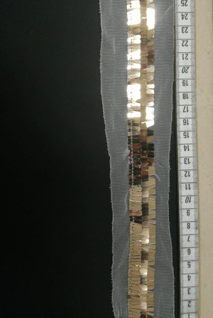 Beyaz Mesh Üzeri 3 Sıralı Gold Pullu Bant, 2 cm