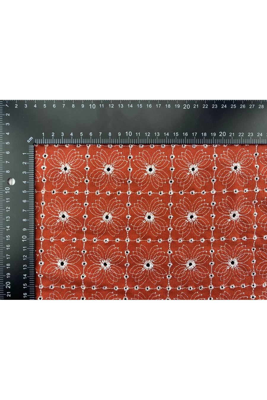 22757 BRODE/YERLİ/LEZ/ÜÇ İPLİK/PAMUK POLYESTER/KİREMİT/135 CM