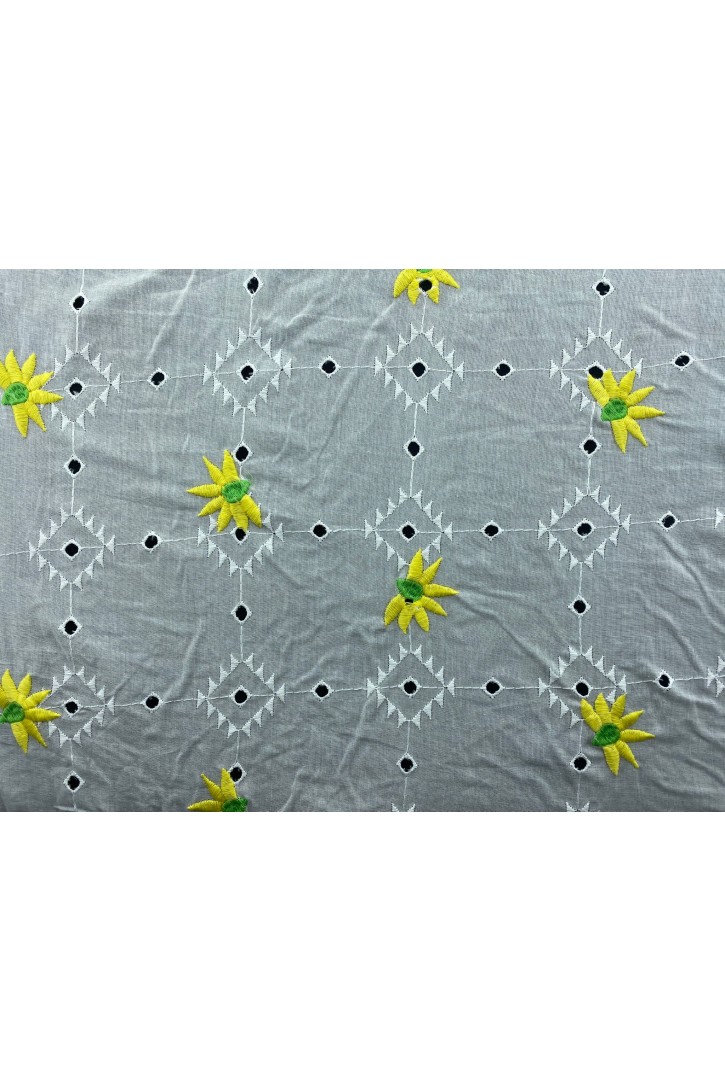 Bohrerli Sarı-Yeşil Çiçek Nakışlı Brode, Kasar Zemin, 135 cm