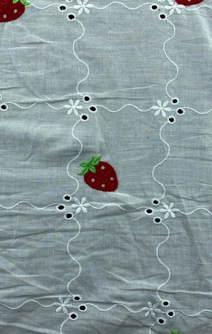 Kırmızı-Yeşil Çilek Nakışlı Vual Brode, Kasar Zemin