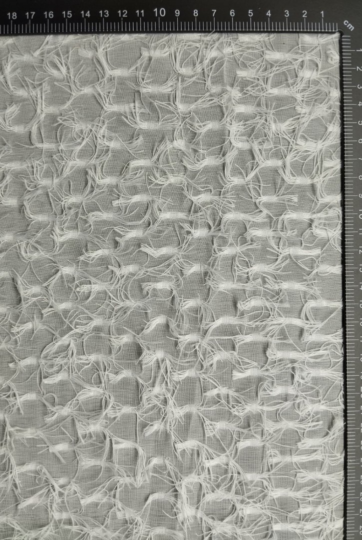 Beyaz Saçaklı Puantiyeli Şifon Kumaş, 150 cm