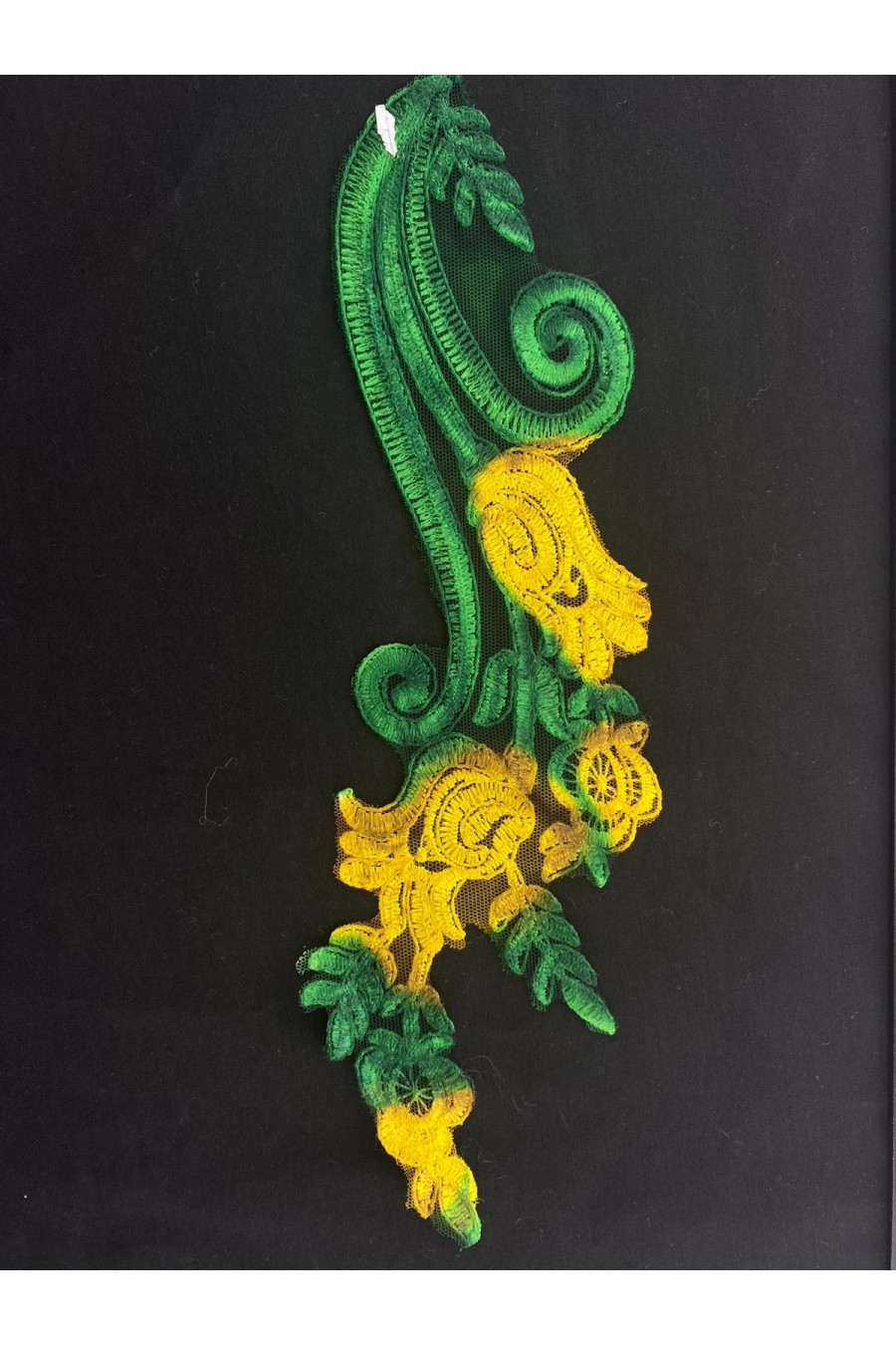 Yeşil Yaprak ve Sarı Çiçek Dijital Baskılı Kordlu Aplik Brode