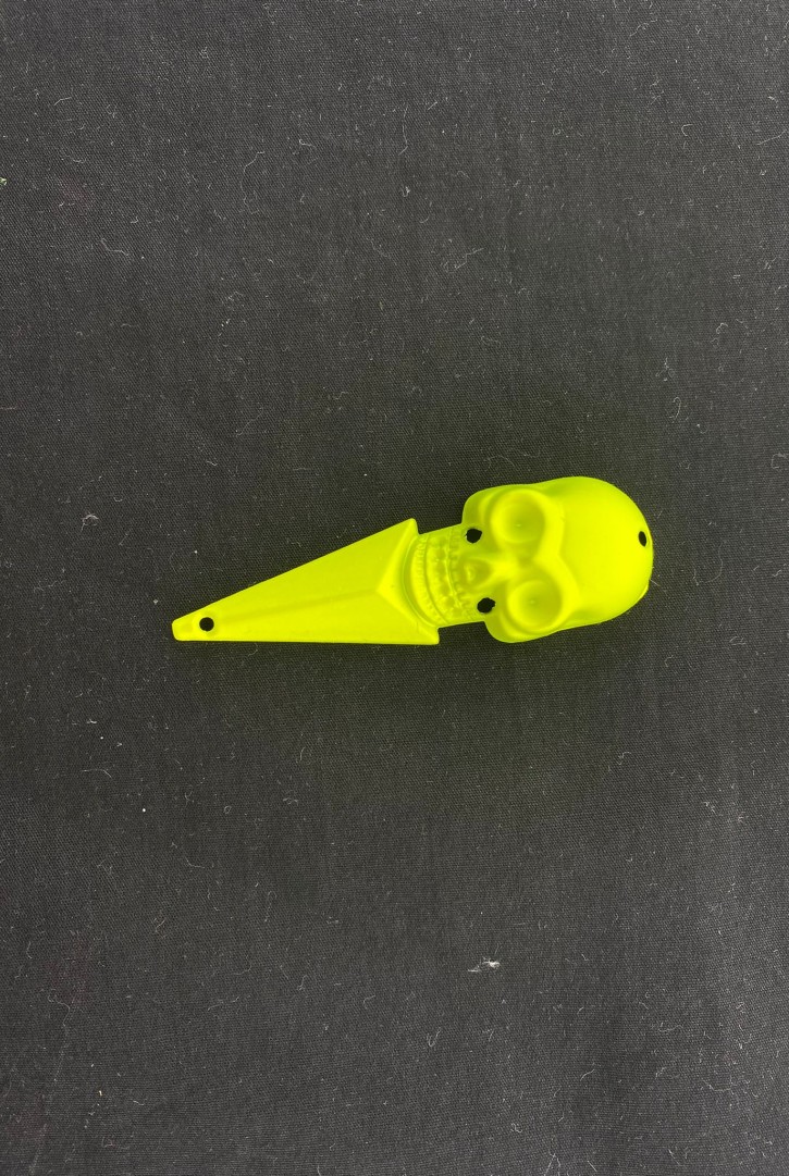 Sarı Dikme Aksesuar Kurukafa