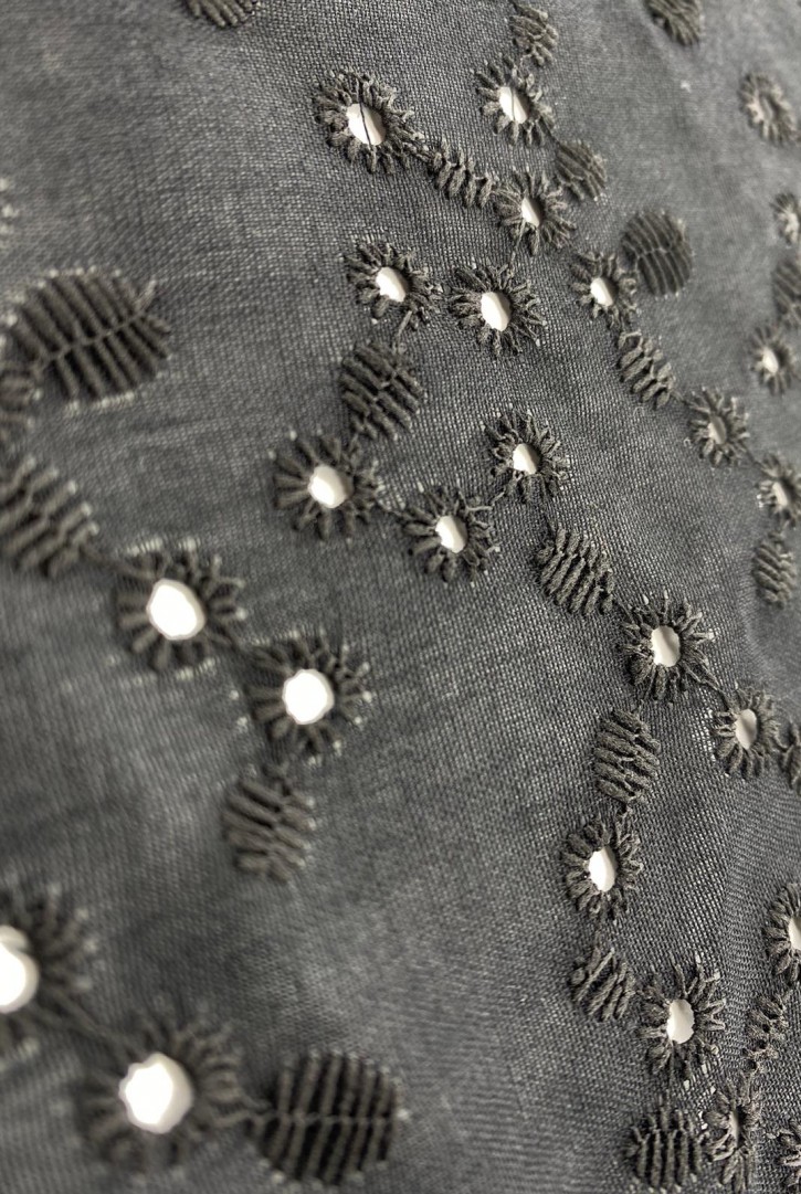 Siyah Pamuk Polyester Vual Brode - 130 cm