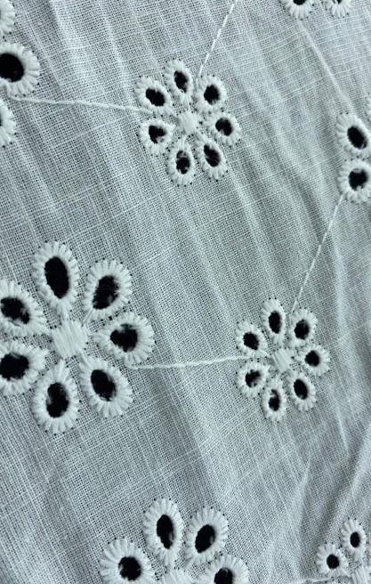 Ekru Flamlı Keten Pamuk Polyester Brode Kumaş - 135 cm