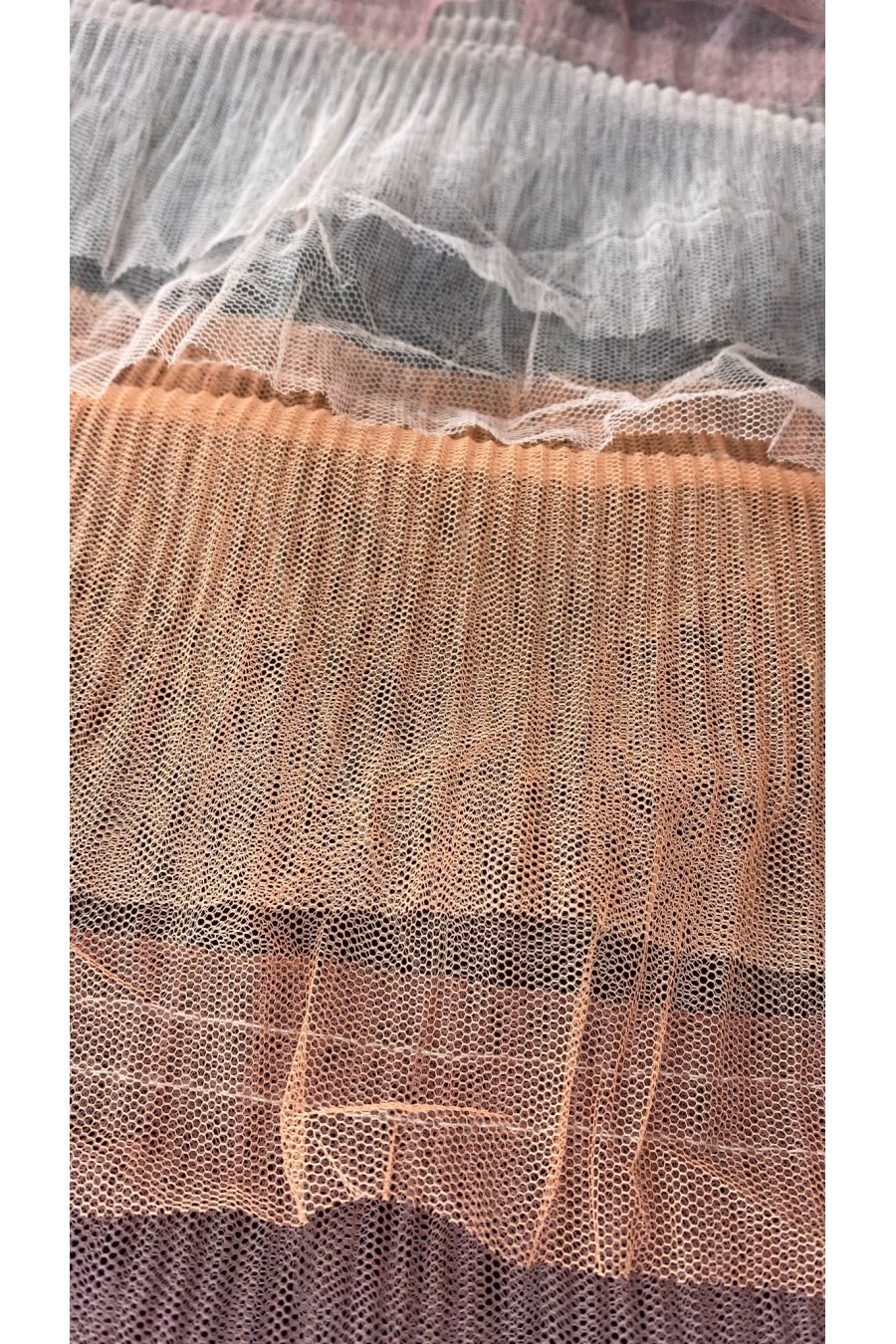 15 Sıralı Renklı Firfirli Naylon Tül