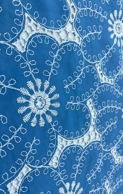 21641 BRODE/YERLİ/VUAL/LEZ/PAMUK POLYESTER/MAVİ ZEMİN/BEYAZ İP/153 CM