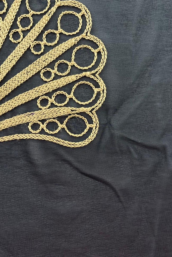 Siyah Zemin Üzeri Bej Nakışlı Şifon Brode, Yerli