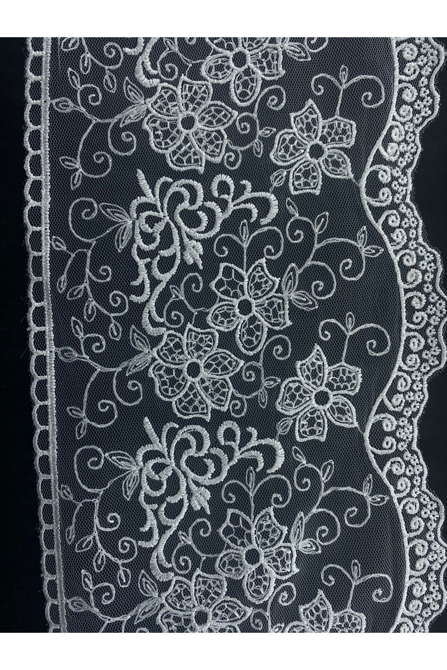 Tül Üzeri Ham Brode Bant, Yerli