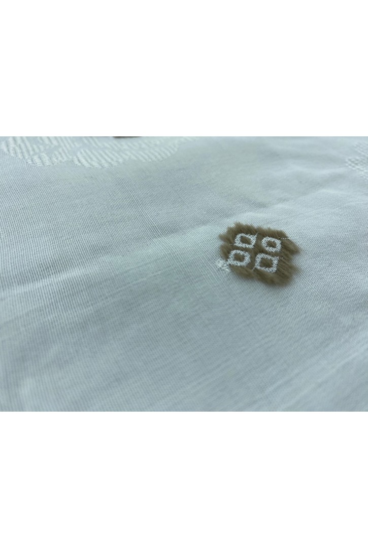 Bej İpli Beyaz Zeminli Viskon Floş Brode, 150 cm