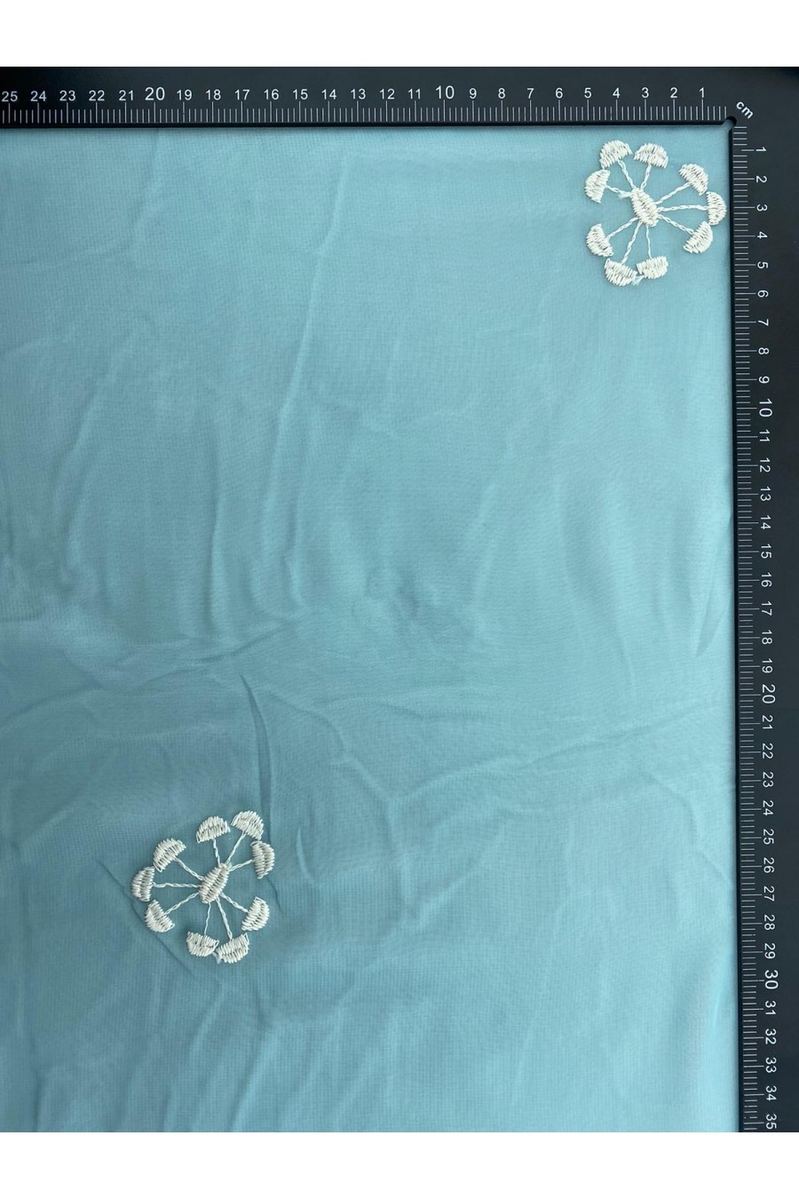 Mint Zemin Krem İplik Şifon Brode