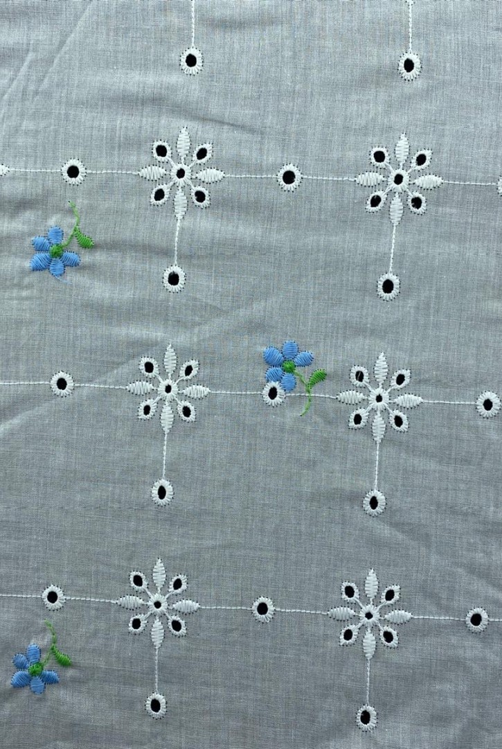 Mavi-Yeşil Çiçek Nakışlı Kasar Brode Kumaş