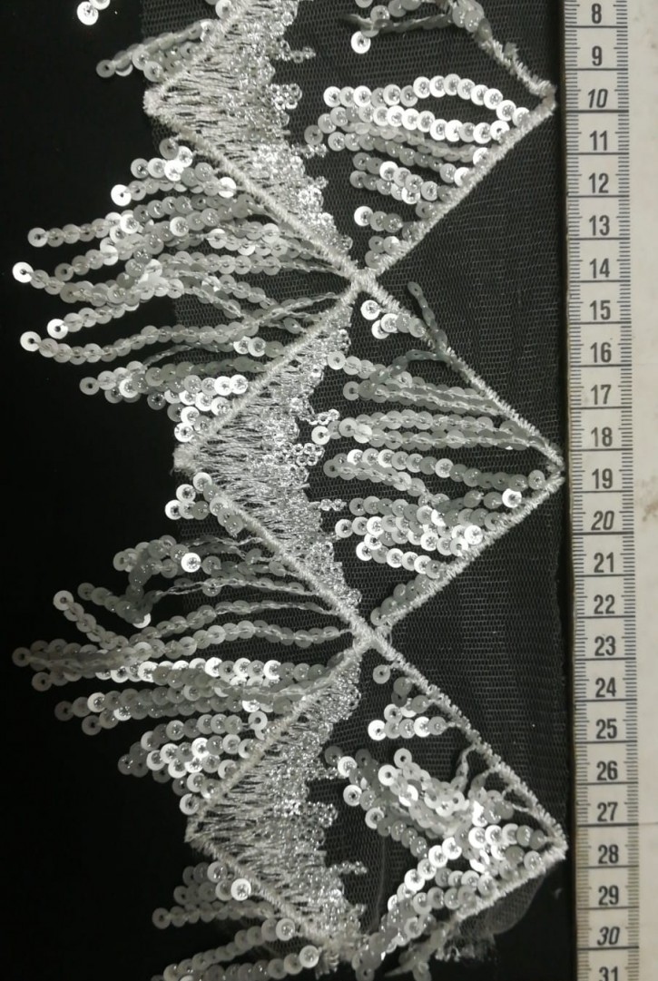 Gümüş Pullu Tül Üzeri Bant, 15 cm