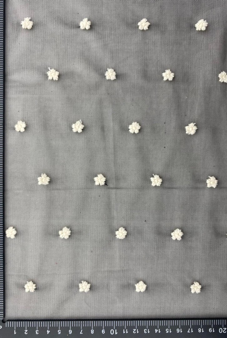 Siyah Zemin Çiçek Puantiyeli Ham Pamuk Polyester Tül, 140 cm