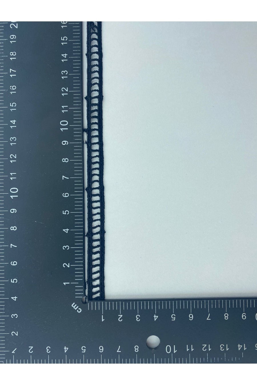 Siyah Merdven Desenli 2. Kalite Mat Polyester Güpür Brode Bant - 1 cm