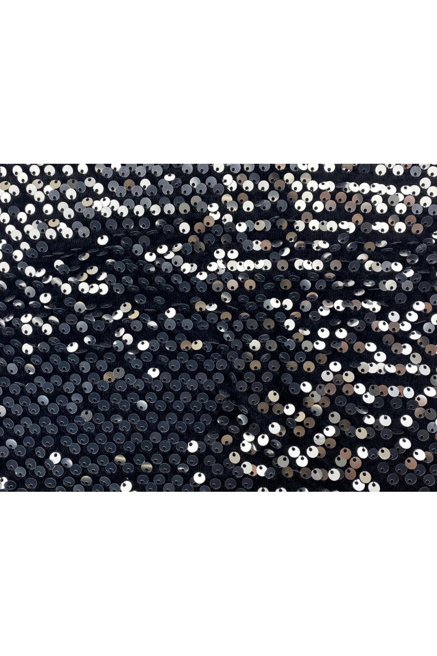 Gümüş Pullu Siyah Kadife Kumaş, 130 cm