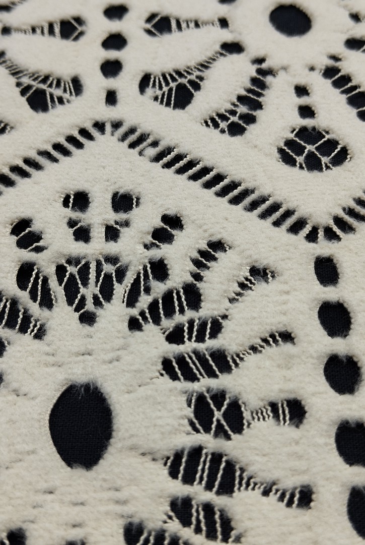 Bej Lekeli Şardonlu Dantel Pano - Micro Polyester (11676)