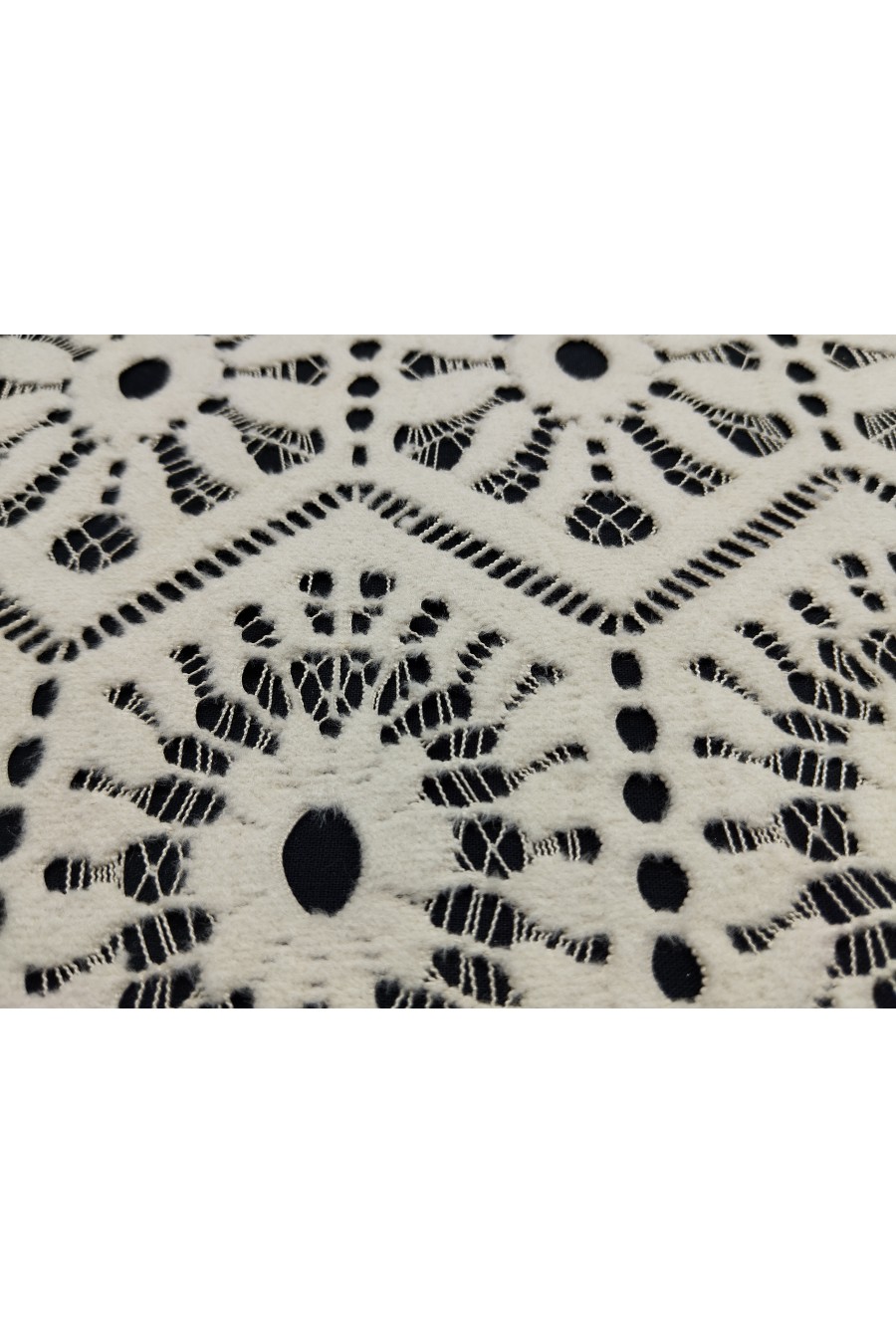 Bej Lekeli Şardonlu Dantel Pano - Micro Polyester (11676)