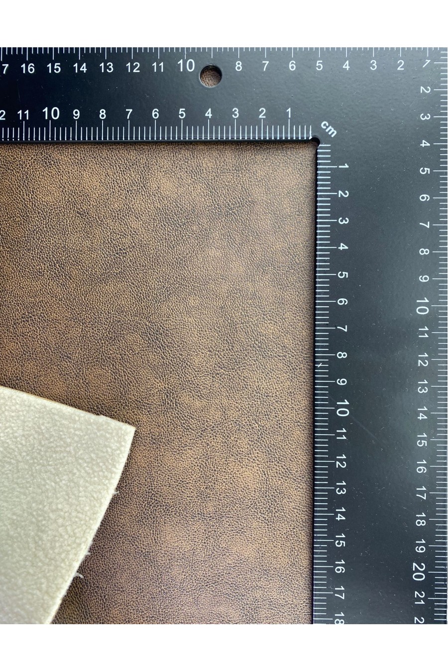 22759 KUMAŞ/YERLİ/LEZ/PU DERİ/POLYESTER PVC/KAHVERENGİ DERİ/KREM KÜRK/140 CM