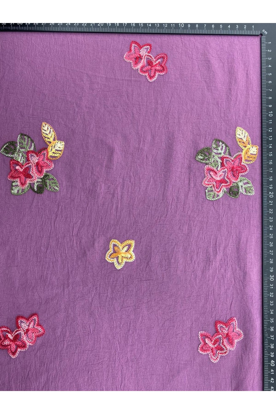 Renkli Nakışlı Mor Aerobin Kumaş