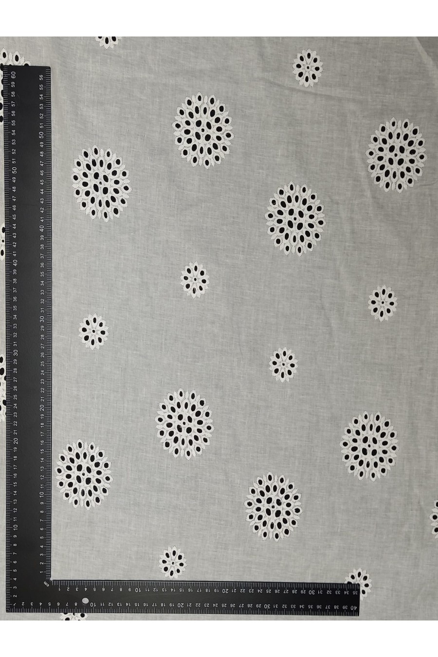 18369 BRODE/İTHAL/LEZ/VUAL/PAMUK POLYESTER/BOHRERLİ/DİLİMSİZ/KASAR/135 CM 18369 BRODE/İTHAL/LEZ/VUAL/PAMUK POLYESTER/BOHRERLİ/DİLİMSİZ/KASAR/135 CM