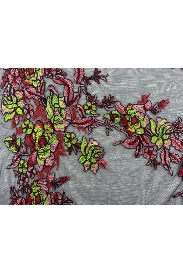 Renkli Kordlu Tül Üzeri Kumaş