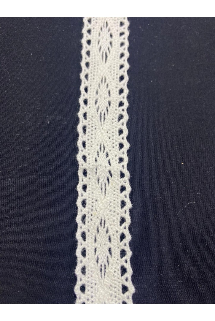 Krem Kopanakı Dantel Bant, 2 cm